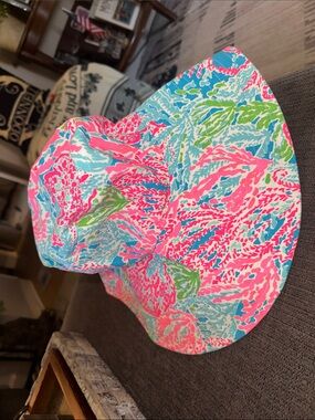 Lilly Pulitzer Accessories | Lilly Pulitzer Let's Cha Cha Sun Glo Hat Bucket Hat